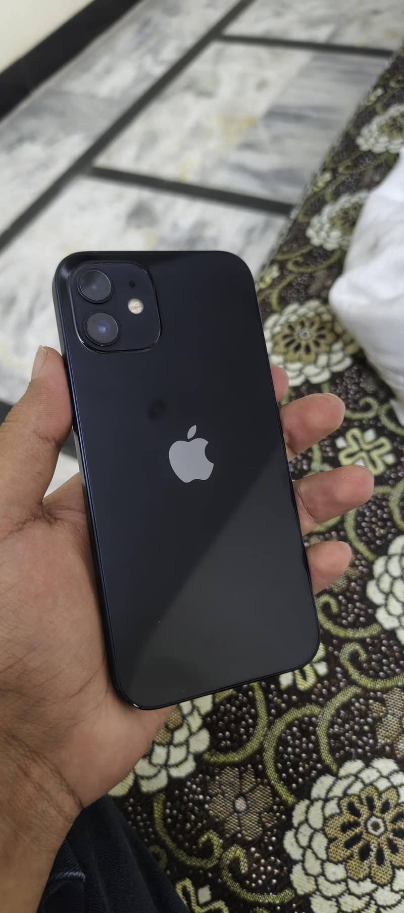 Apple iPhone 12 5