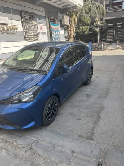 Toyota Vitz 2014