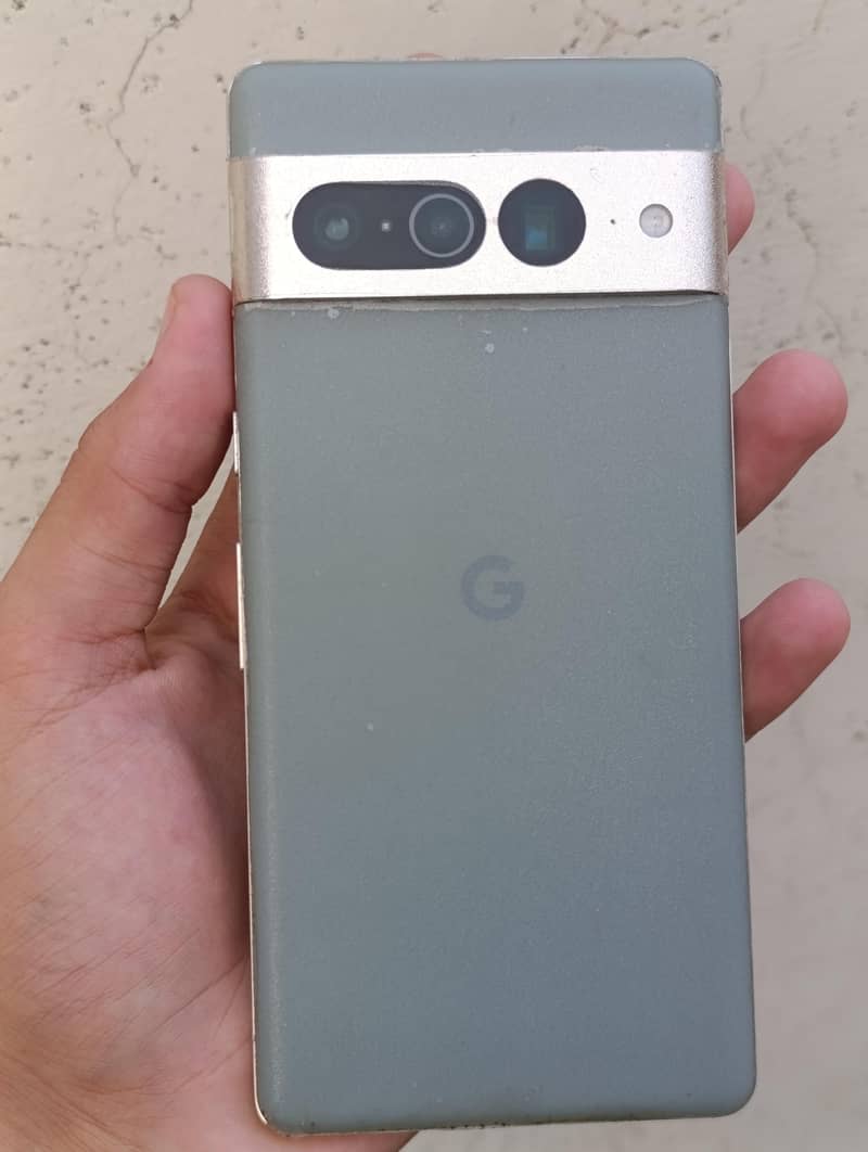 Google Pixel 7 Pro 2