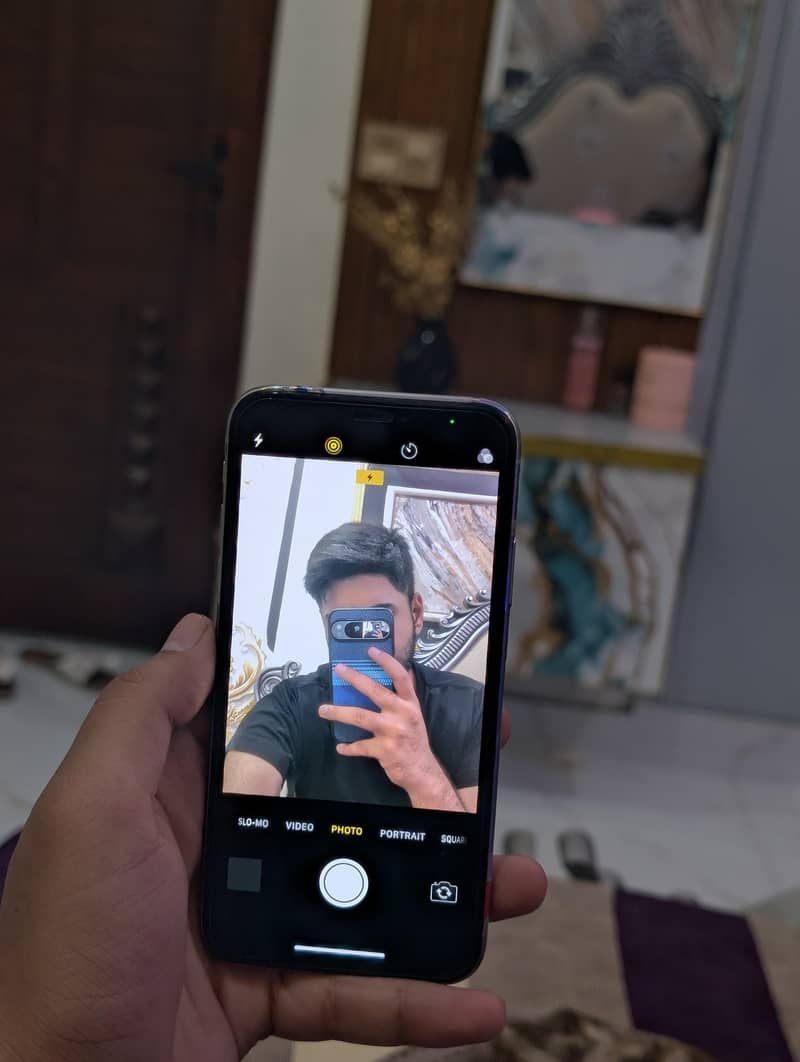 Apple iPhone X 2
