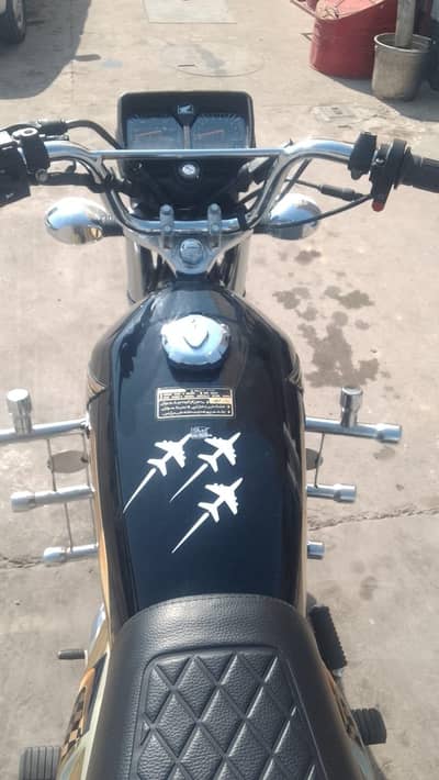honda 125 golden edition