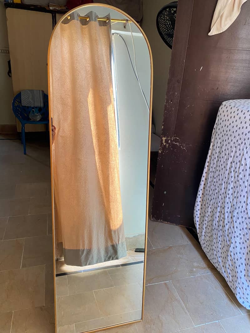Standing Mirror 0
