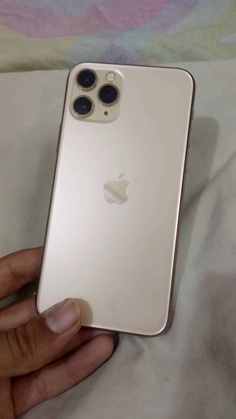 Apple iPhone 11 Pro 2