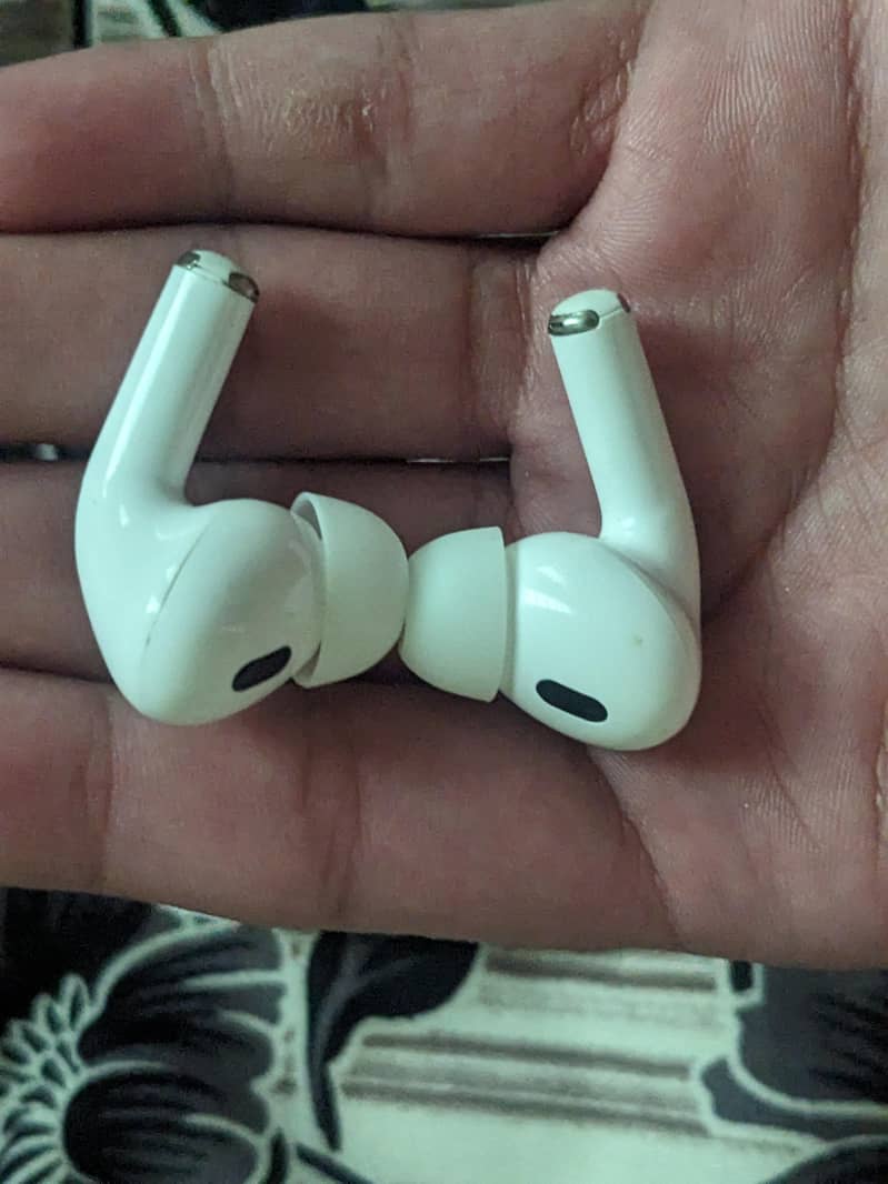 Airbuds 0