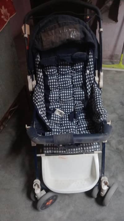 very good condition koi masla Nahi h agr koi interestd h  to contact m