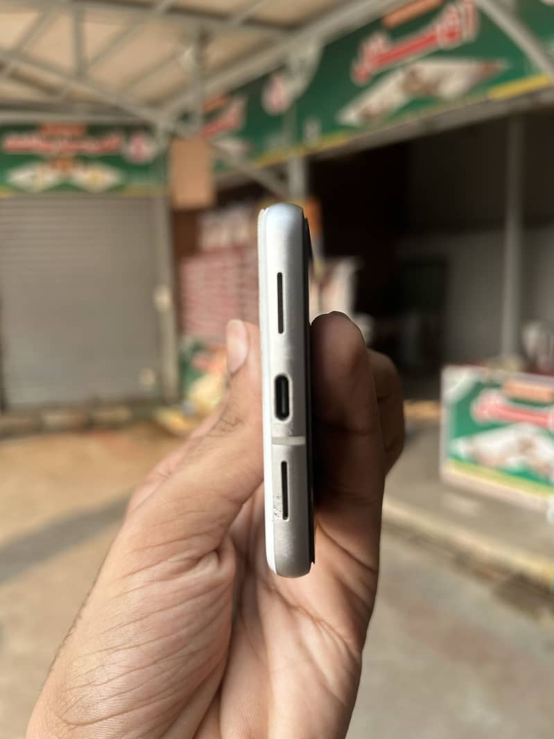 Google Pixel 7 2