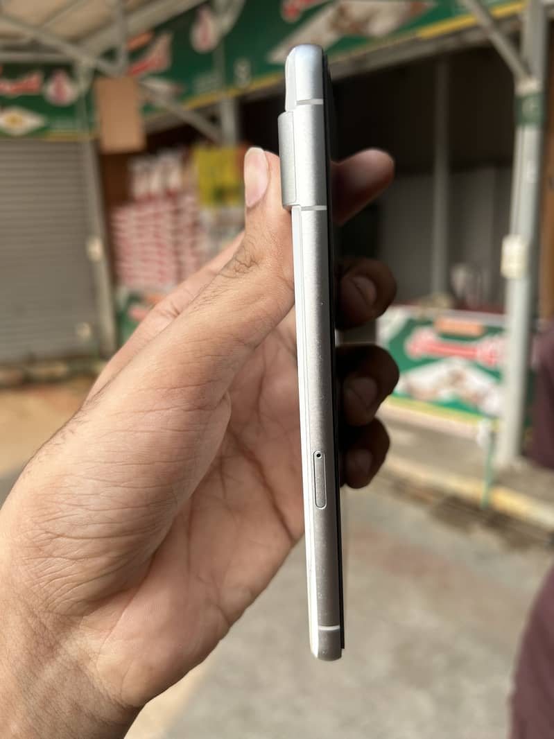 Google Pixel 7 3