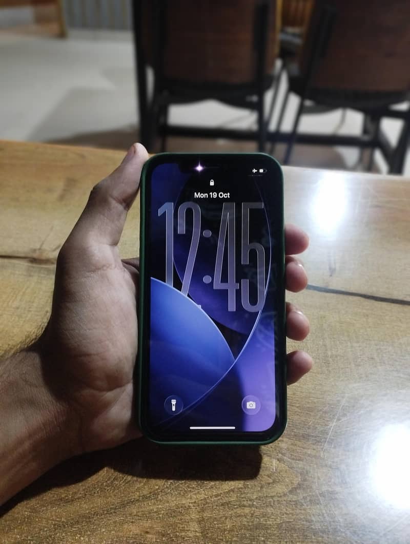 Apple iPhone 12 8