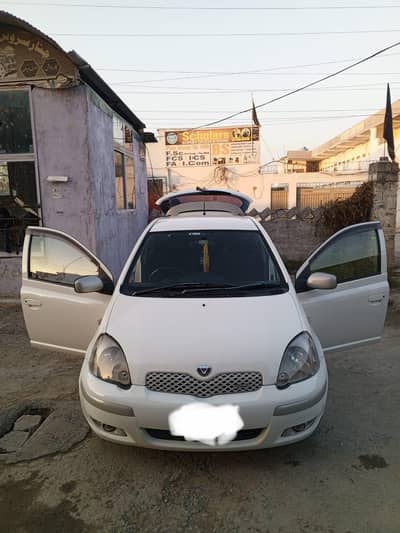 Toyota Vitz 2004
