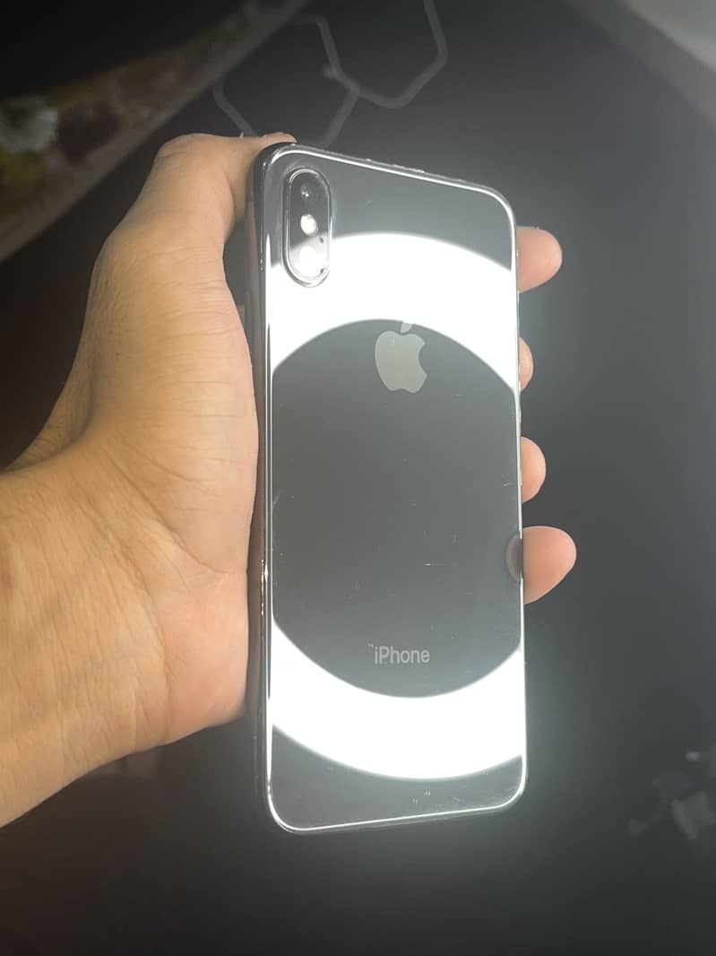 Apple iPhone X 1