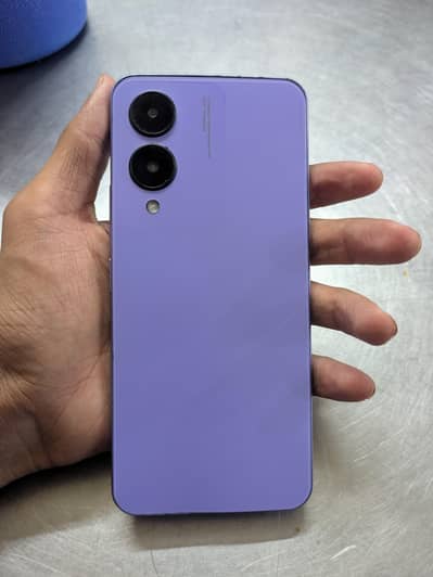 Vivo Y17s
