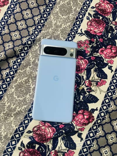 Google Pixel 8 Pro
