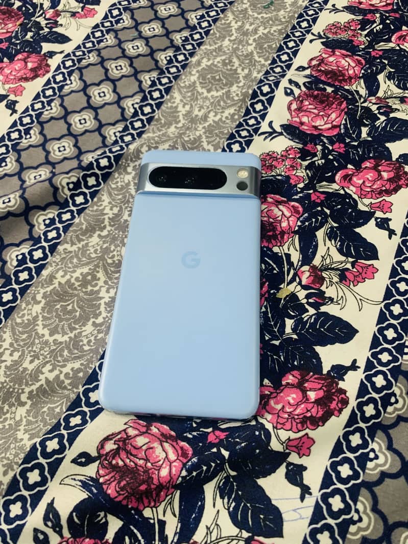 Google Pixel 8 Pro 1