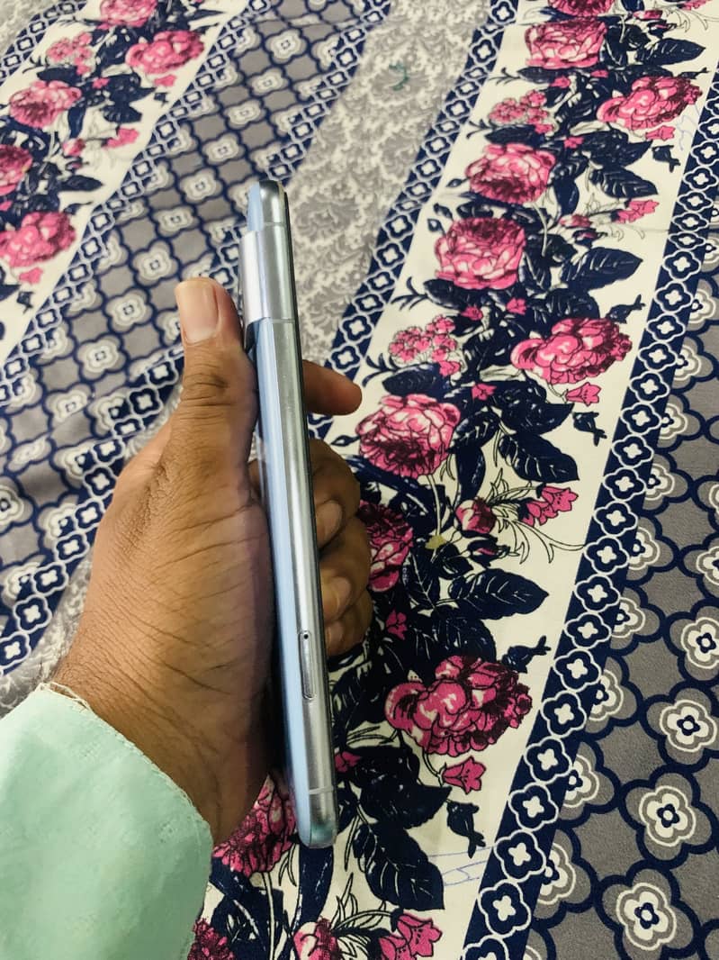 Google Pixel 8 Pro 2