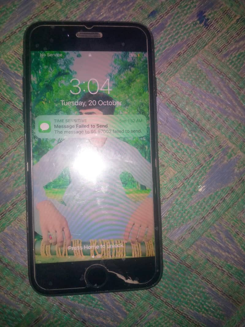 Apple iPhone 7 1