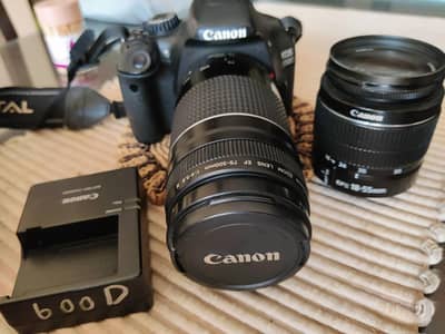 Canon 550d dslr camera with 18-55 and 75-300mm lens