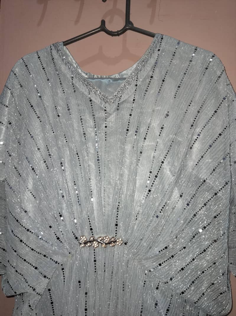 silver kaftan 3