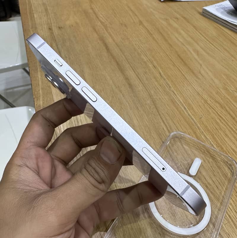 Apple iPhone 14 1