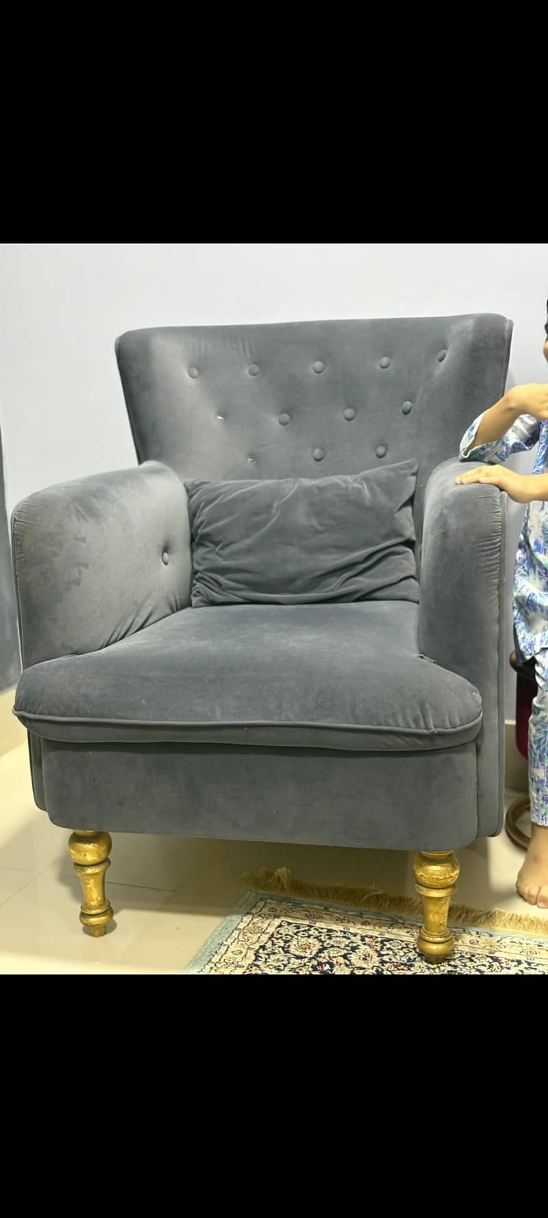 good condition sofa set 7 sitter sofa 1