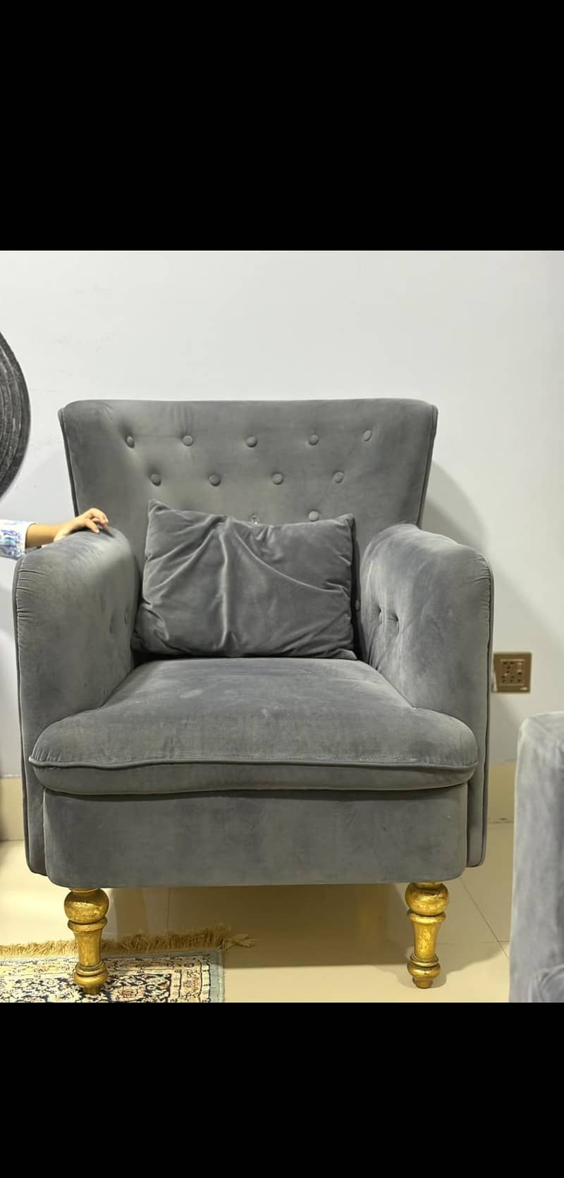 good condition sofa set 7 sitter sofa 2