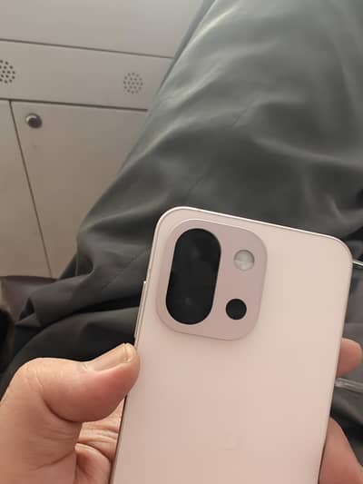 One Plus 13s