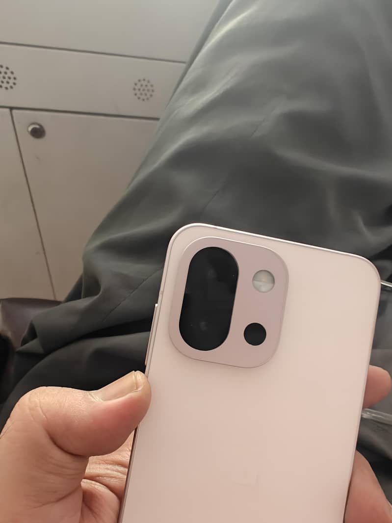 One Plus 13s 0