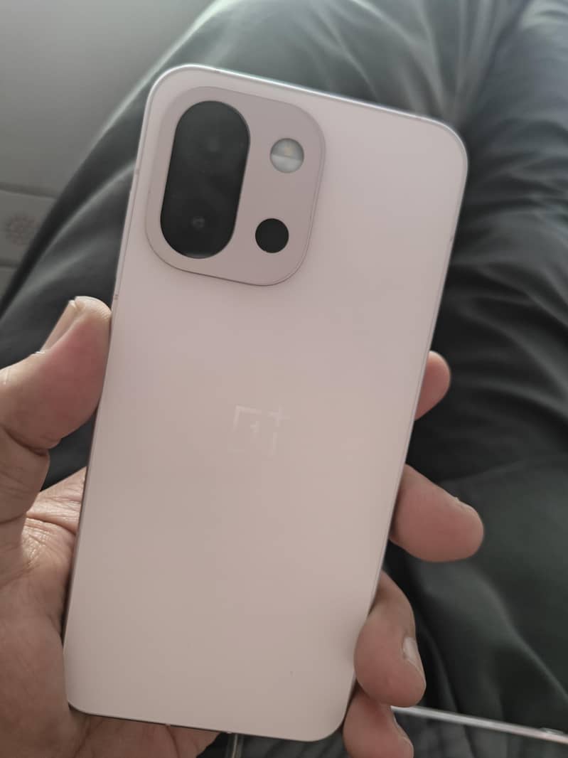 One Plus 13s 2