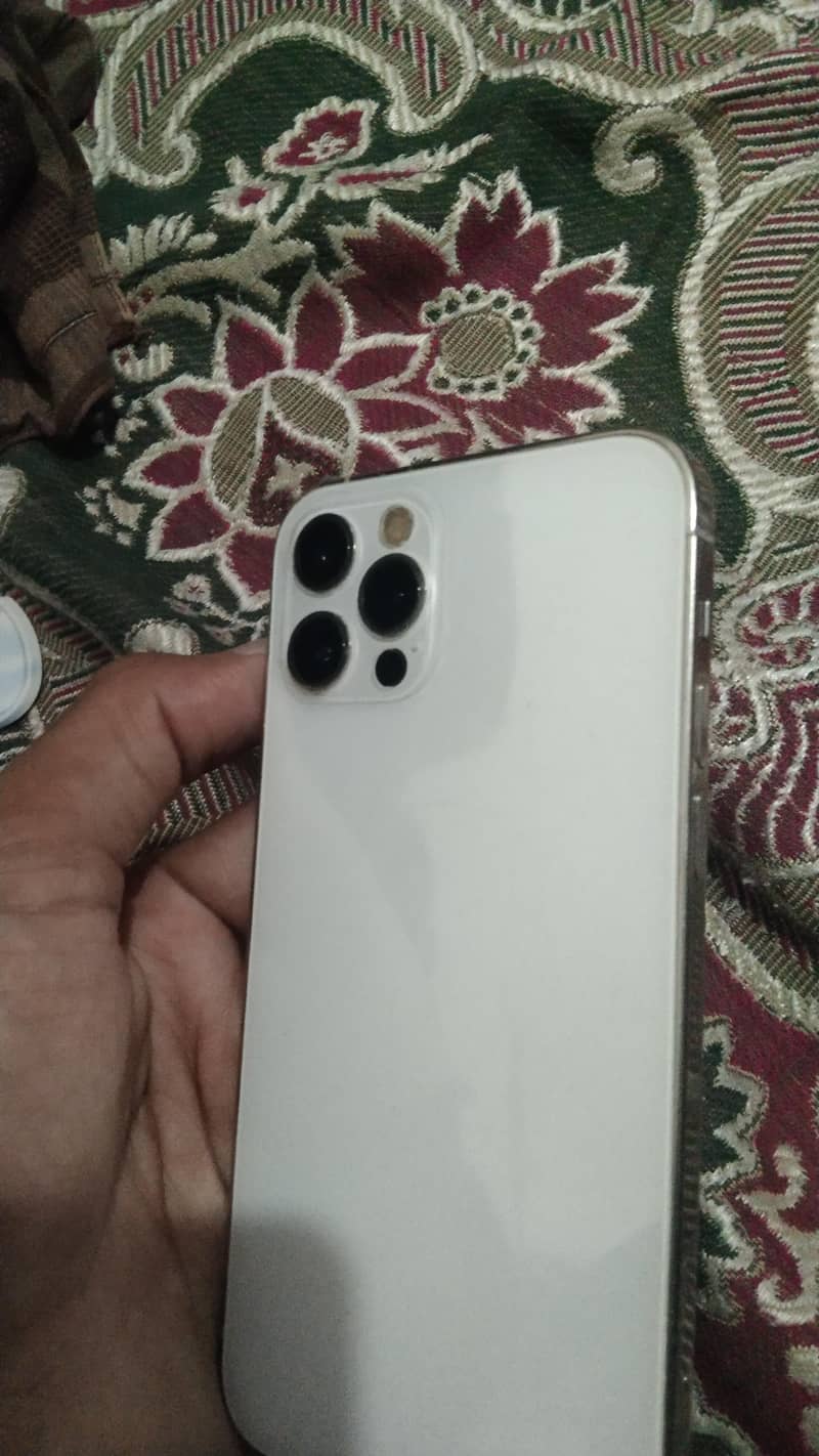 Apple iPhone 12 Pro 0