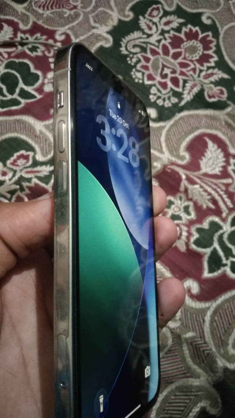 Apple iPhone 12 Pro 1