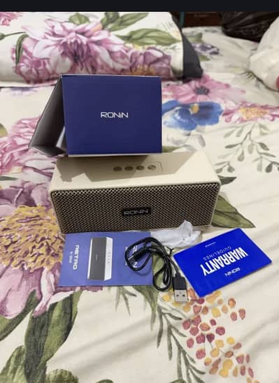 Ronin speaker