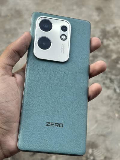 Infinix Zero 30