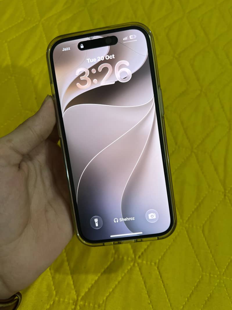 Apple iPhone 15 5