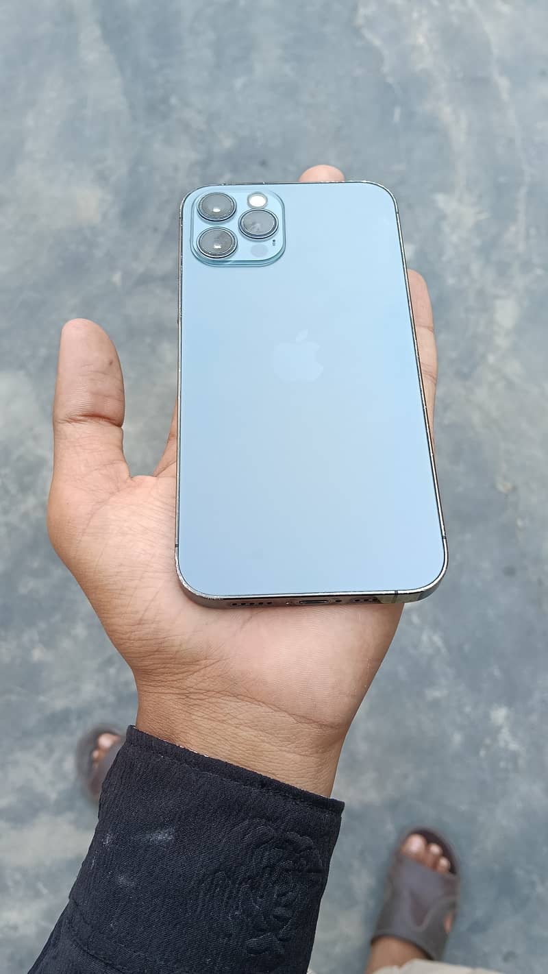 Apple iPhone 12 Pro 1