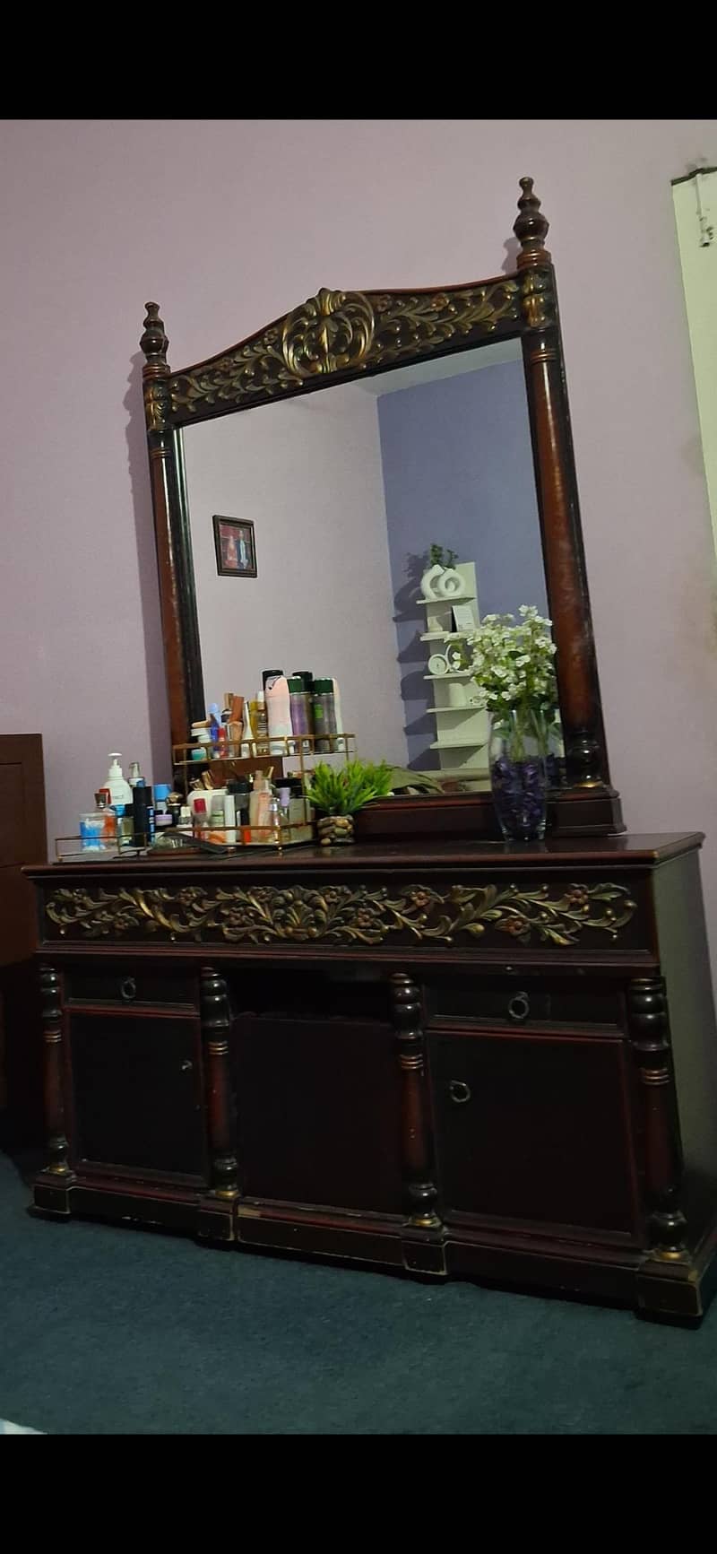 dressing table 0