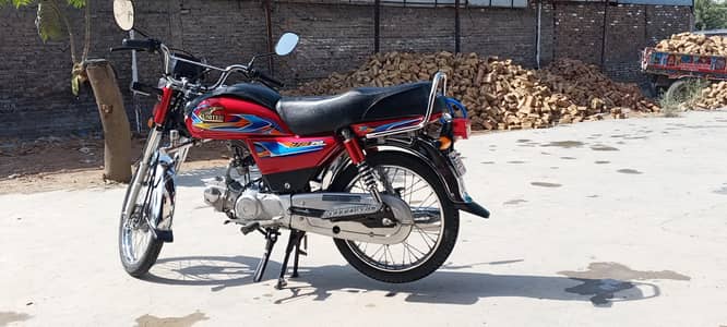 united motorcycle good condition 10×10
