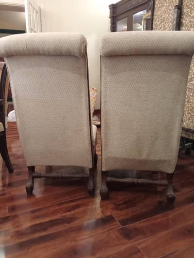 good condition chairs