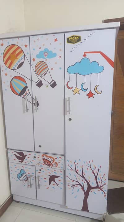 Kids Wardrobe