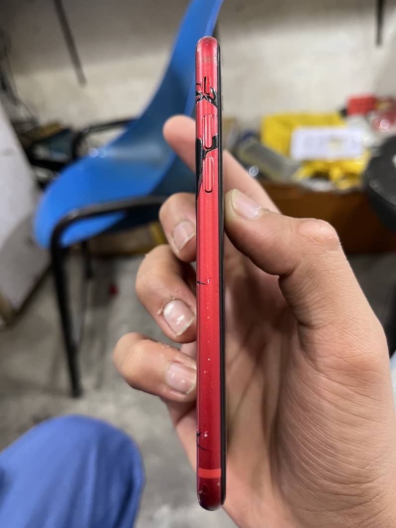 Apple iPhone 8 0