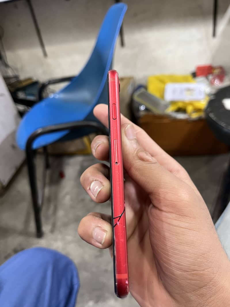 Apple iPhone 8 4