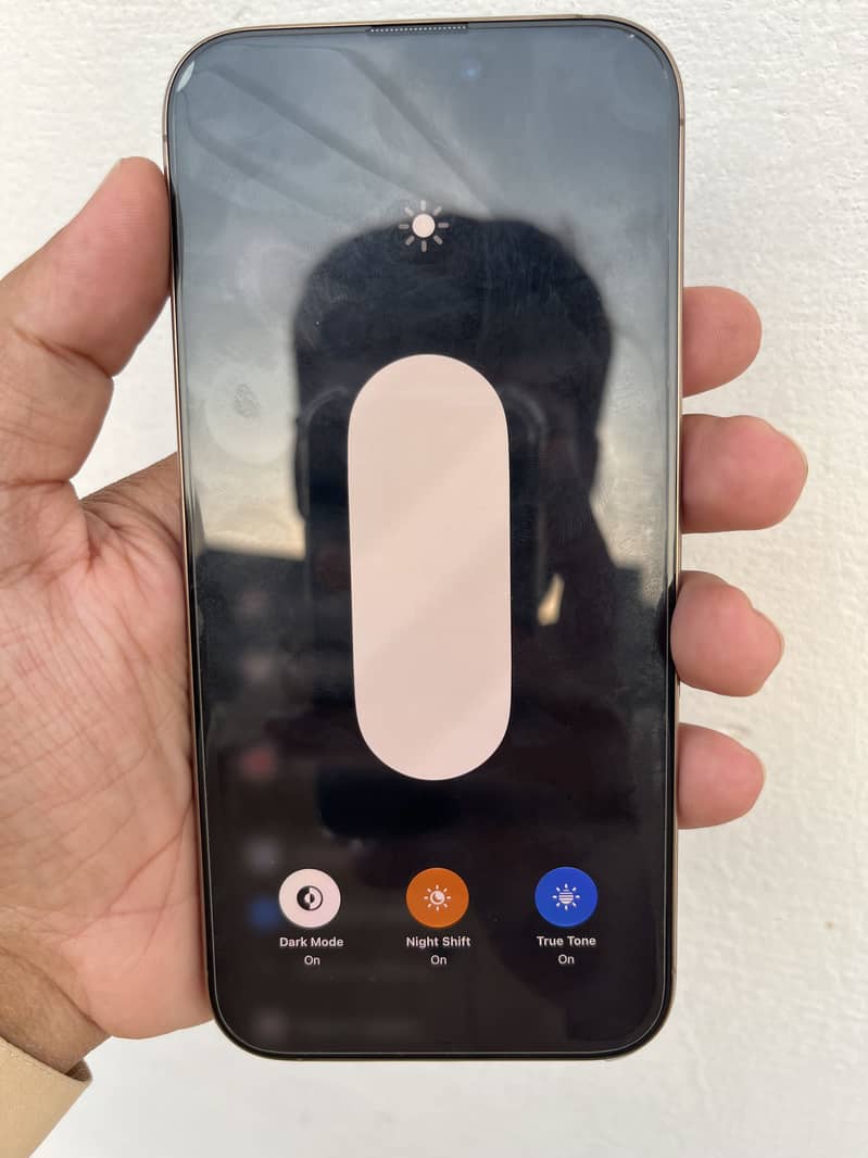 Apple iPhone 16 Pro Max 7