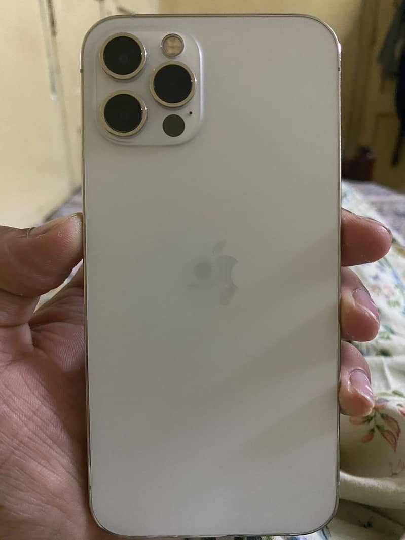 Apple iPhone 12 Pro 2