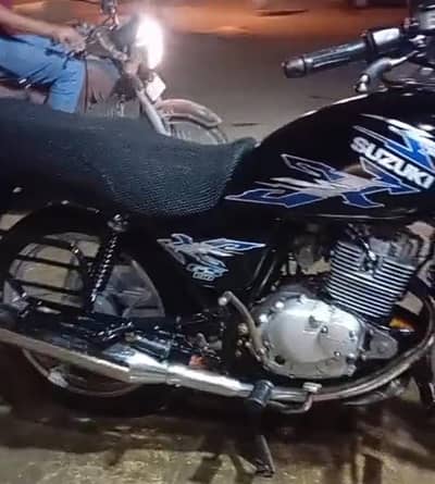 Suzuki gs 150 cc