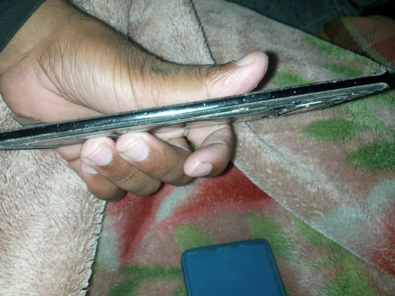 Samsung Mobile Note 8 2