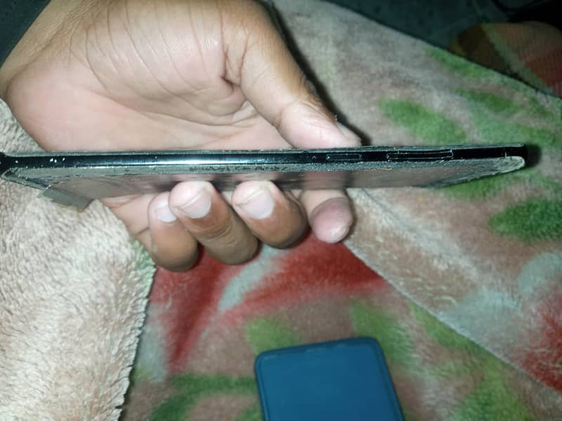 Samsung Mobile Note 8 3