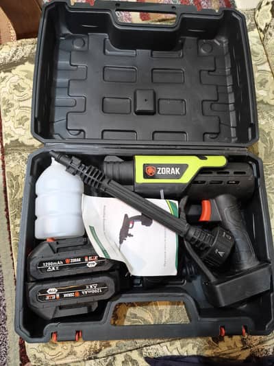 Cordless high pressure washer
