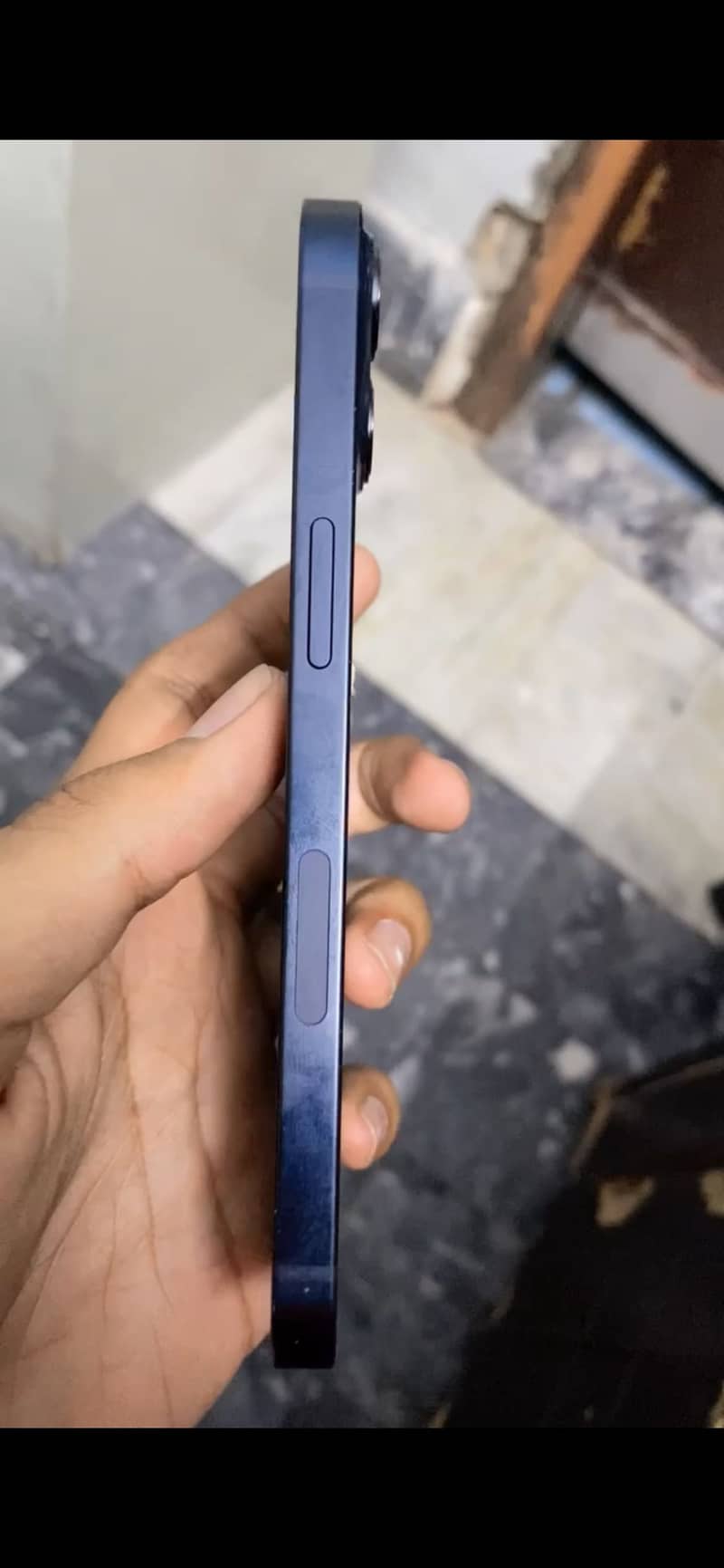 Apple iPhone 13 1