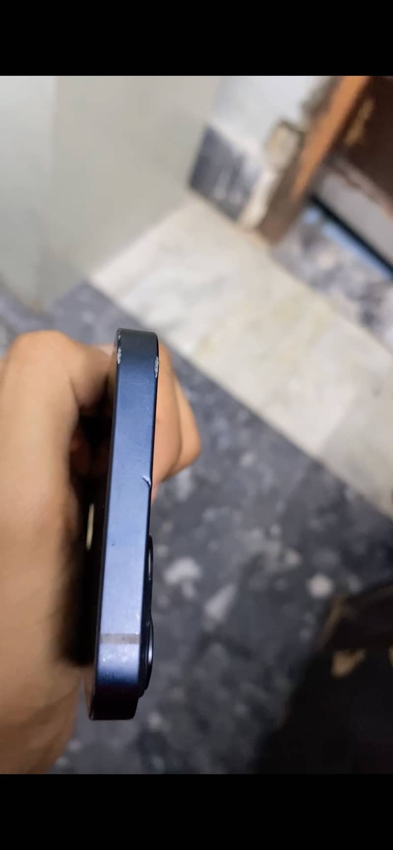 Apple iPhone 13 2