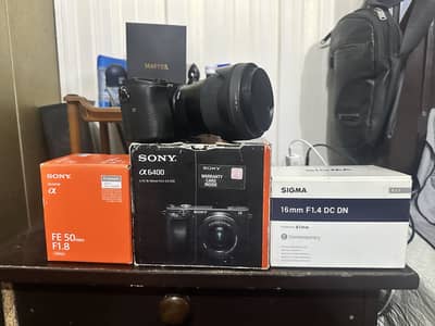 Sony A6400 with Sigma 16mm f/1.4 + Sony 50mm f/1.8 | 6500 Shutter