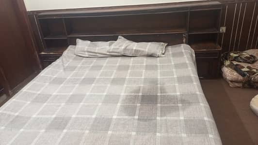 Pure sheesham wooden bed for sale