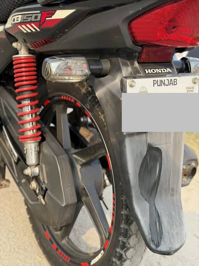 Honda CB 150F